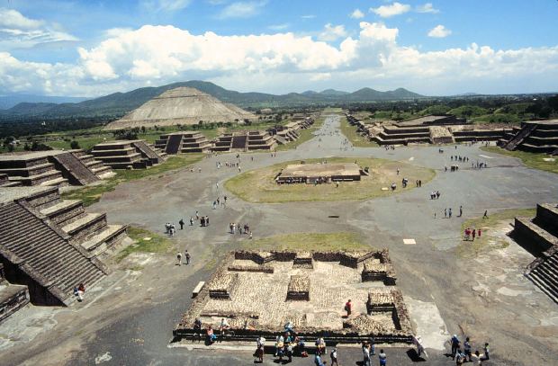 AZTEC CLUB OF 1847 - Rendezvous with History - Teotihuacán